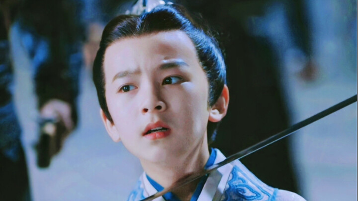 لي تشينغ يين! هل أنت هو، لي تشينغ يين؟ | “لقد رأيتُ فعلاً ظلّ لي تشينغ يين في شخصه!” | هذا بالضبط ال