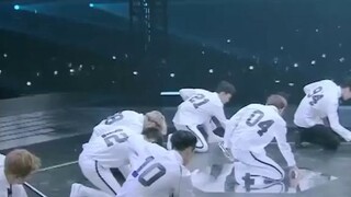 Exo - One and only Live in concert