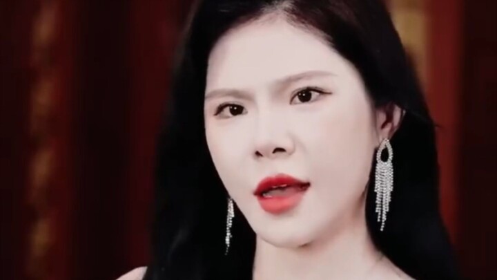 Dewa Judi Yang Menyebuyikan Identitasnya