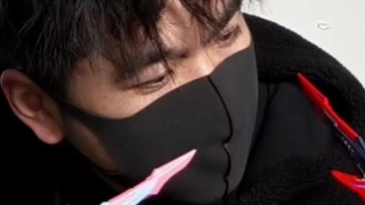 How is the unboxing experience of the Senshouban spray night cherry color matching goddess of reveng