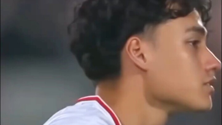 Disuruh maen bola malah adu visual 😭 #RafaelStruick #TimnasIndonesia #timnas #fyp #Arhanpratama