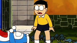 Gak nyangka kalau Doraemon mini sama takutnya dengan tikus seperti Doraemon.