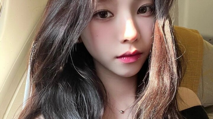 From now on, Sister Liu will never hand the mic to anyone again.