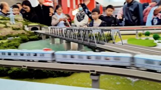 China's first N-scale subway model train model feat. Xiaoxiao Guangchefang