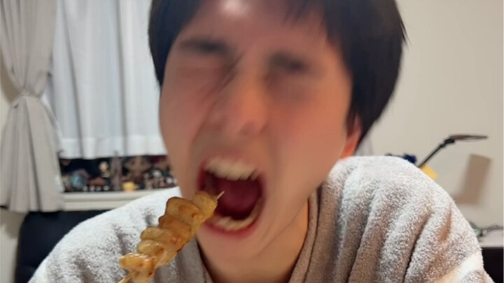 Eating chicken feet with my Japanese husband…