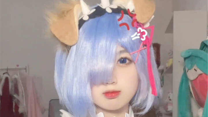 ضع إصبعك داخل الدائرة وستحصل على مفاجأة!!