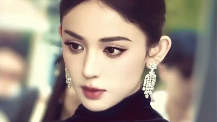 “Em trắng thế này thì làm gì phải sợ bóng tối chứ”