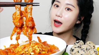 [ONHWA] Spicy chicken feet + the sound of chewing rice balls!