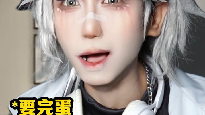 Tôi vừa chuẩn bị cosplay thì bạn lại “sập nhà” à???