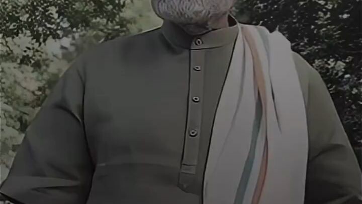 modi with bro