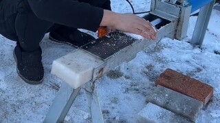 砖头雪球液压生成辅助器