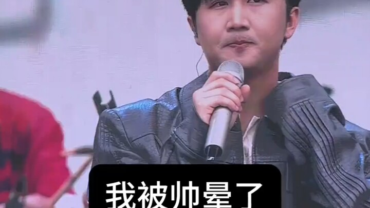 A true idol—this face is made for the big screen! Xu Binglong’s concert