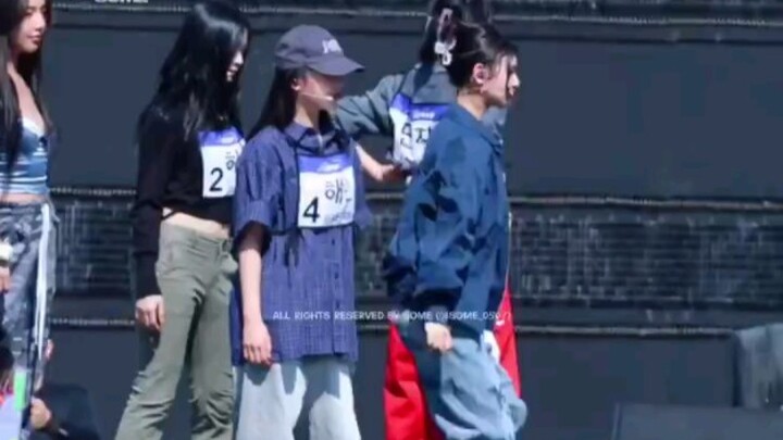 花絮!!!NewJeans-Super shy &Ditto 彩排及反向应援20240521