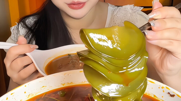 Thử nếm vài nguyên liệu lẩu ít phổ biến xem có ngon không