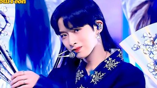 就是说又一首神曲诞生！ONEUS《月下美人 : LUNA》一键换装