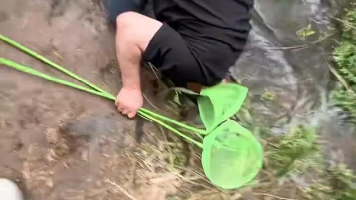 ผลที่ตามมาเมื่อไม่ได้ใส่รองเท้าเดินป่า :)