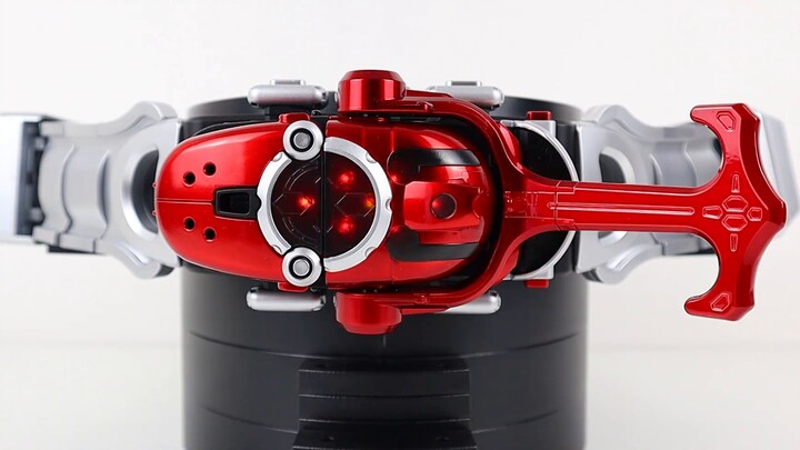 It seems to have not been upgraded after it was upgraded? Kamen Rider Kabuto CSM Kabuto Zecter 1.5 K