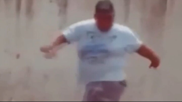 CHUBBY GUY DANCES AND DESTROY THE PLANET