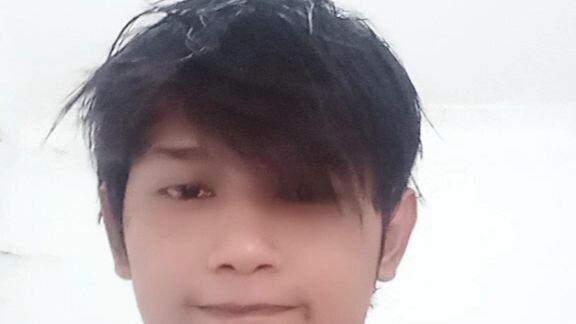 orang susah ini saking susahnya jalan aja ngesot✌️
