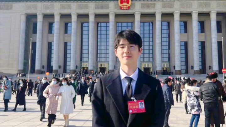 When You Show Your “Liu Haoran” Boyfriend From the System to Your Mom