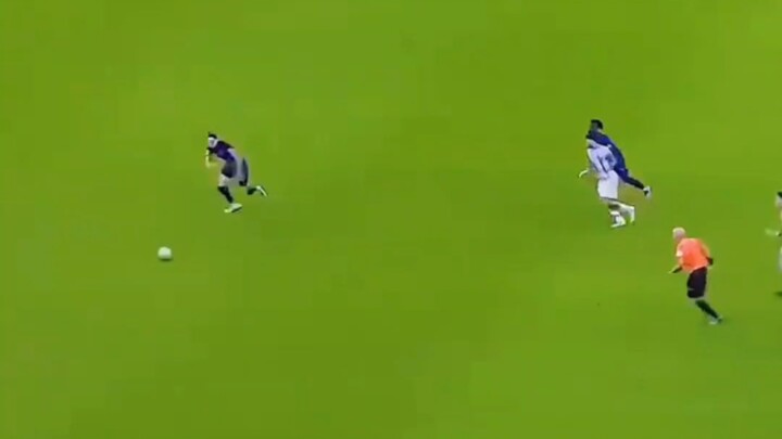Mbappé: Năm ấy, ngay cả tổng thống cũng đã giơ cao cánh tay cổ vũ cho tôi