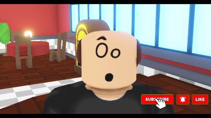 ROBLOX MEME - ROBLOX FUNNY MOMENTS *ADOPT ME JOKES* (HOW A GIRLFRIEND GIVE A GIFT TO HER BF) #shorts