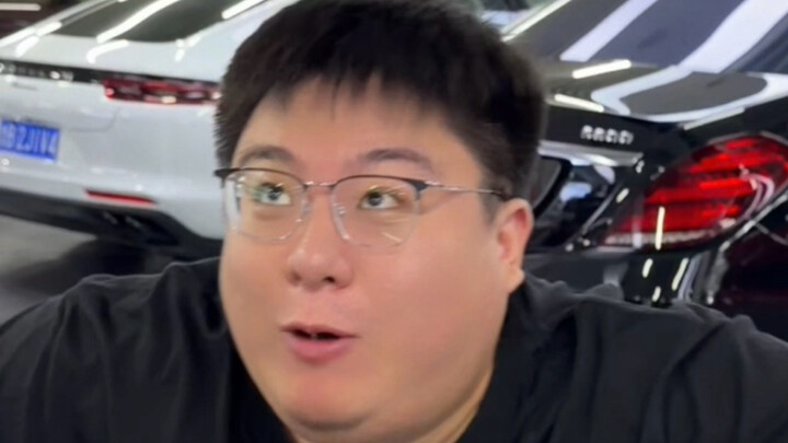 把4s店所有的车全买了