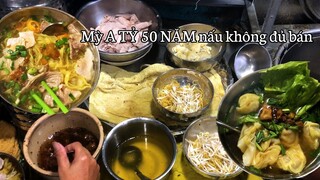 Food Travel | Mỳ A TỶ 50 NĂM đông nghịt khách từ sáng tới đêm