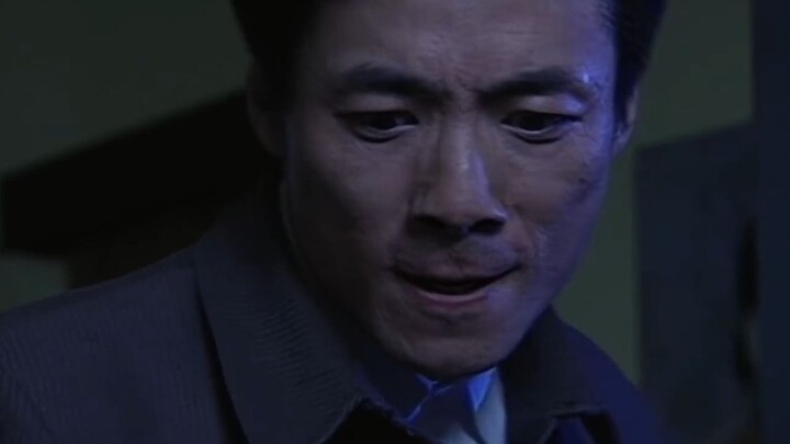 Li Ya was so angry that he fired three shots at the empty bed!