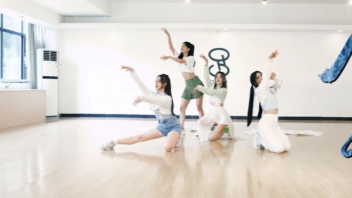 [SING Girl Group] ท่าเต้นดั้งเดิมของพัดผ้าไหมแสนสวย "Guanghan Ballad" มาที่วังพระจันทร์!