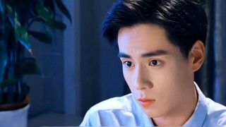 Even though they haven't seen each other for three years, Jiang Chen can still recognize Chen Xiaoxi