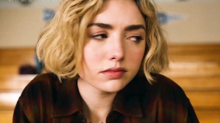 Gadis itu menyadari bahwa dia sudah mati, dan jiwanya terkunci di sekolah.