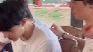 Hai Ge's subconscious actions can't fool people