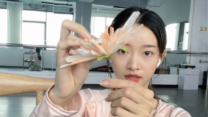 Cara Membuat Properti Tari «Mabuk di Bawah Rindang Bunga»