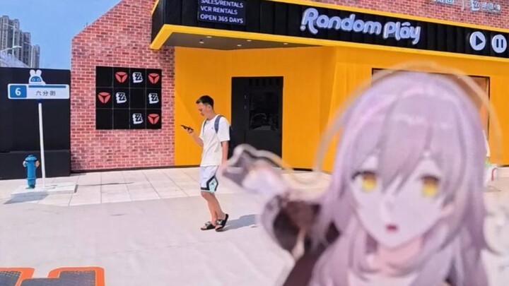 Apa maksudnya ada toko Liufenjie yang baru buka di depan rumah saya?