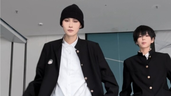Tanaka Senbei with Kageyama dancing swag