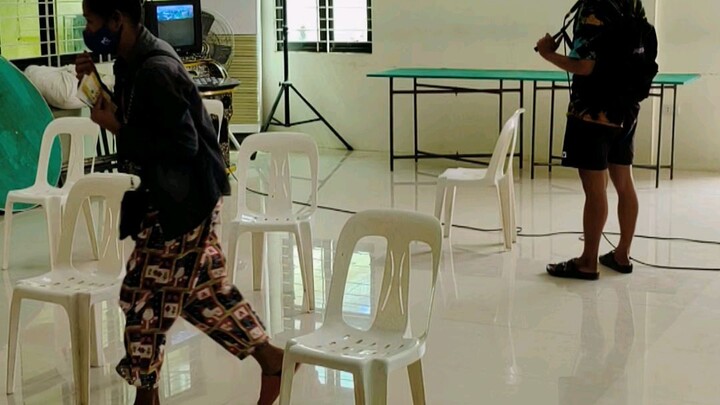 BE MY LADY ( MAGBABAYAD LANG DAPAT PERO NAKI KANTA SA CHRISTMAS PARTY )