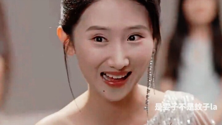 من يدري يا أهلي! حادثة أقراط هوانغ يانغ مو تيان الباهظة الثمن صُوّرت في دراما قصيرة! إنها تُواكب أحد