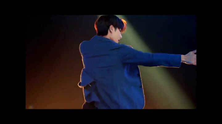 【Wang Yibo】I made it through “The Untamed,” but now I’ve completely fallen for the Head & Shoulders 