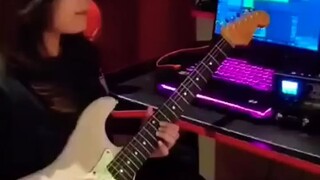gitaris cewe cantik main melodi wali