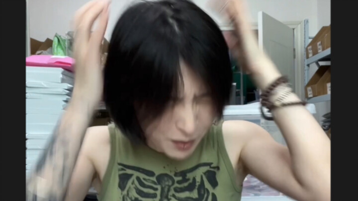 I really don’t know what style of lingerie your husband likes.