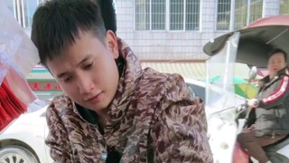 A crispy grass carp costing 600 yuan, but the customer said he could only take half.