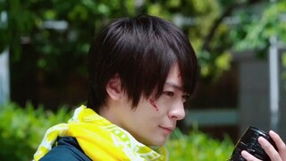 Check out the top ten invincible title transformations of Kamen Rider!