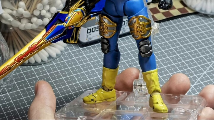 [Get out of this world!] SHFiguarts real bone carving method Kamen Rider Blade Emperor Sword self-mo
