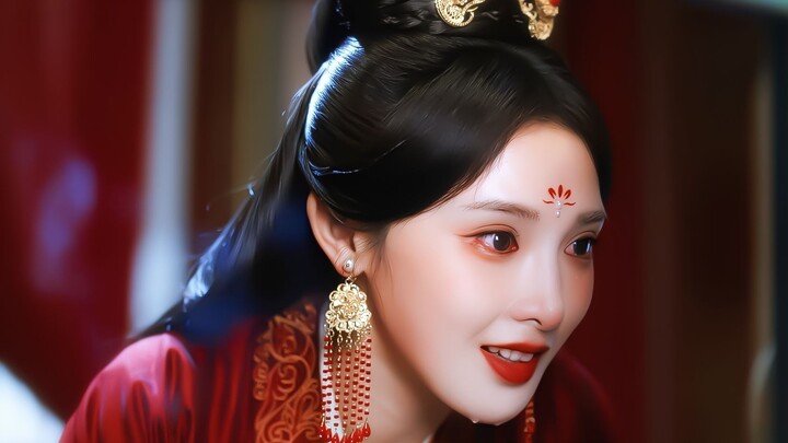 “Awal sebuah kisah selalu penuh kelembutan” ◎ Perempuan-perempuan dalam kostum tradisional