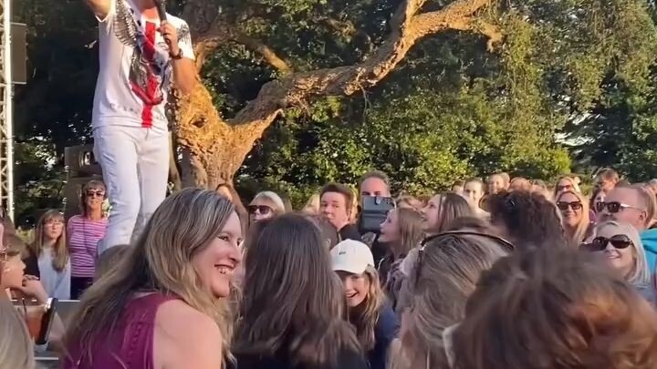 rocknroll🤘🤘🎸🎸