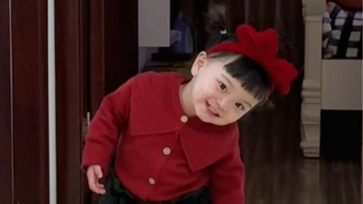 Everyone, help me decide which outfit to wear for Christmas?