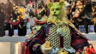 见了本王，赶紧点赞，来年金钱肯定爆！