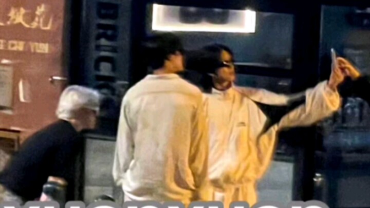 【SEVENTEEN】Kumpulan momen ketemu di Makau, Tiongkok — Lho, ada idola siapa yang fotonya langsung jad
