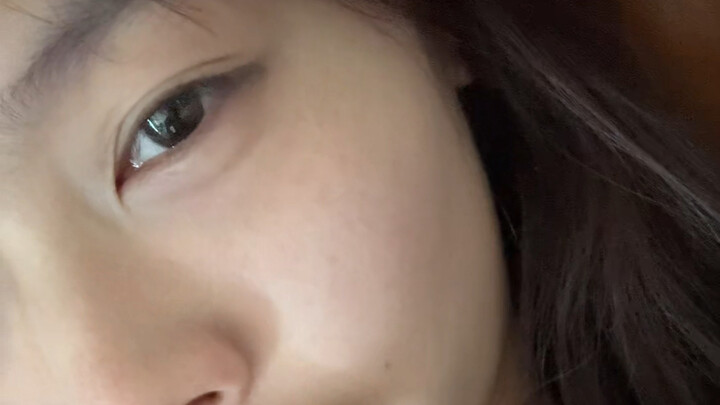 Angin bertiup ke halaman mana, aku pun bicara sesuai apa yang terlintas di pikiran…